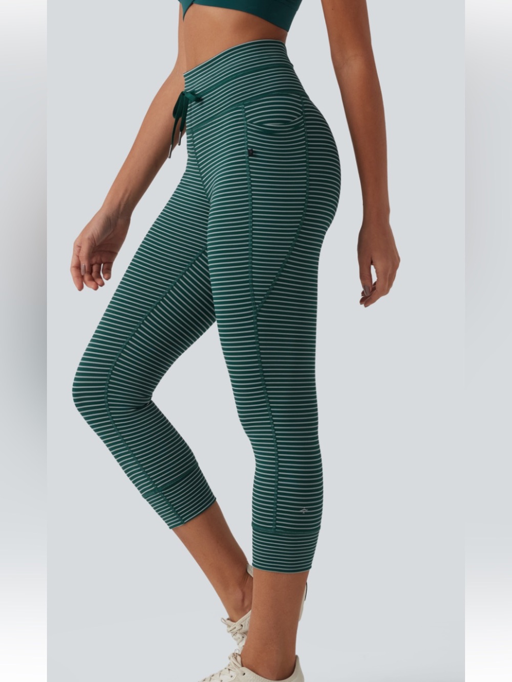 50%off w❤️ Halara high-waisted drawstring yoga leggings green stripes, pocket